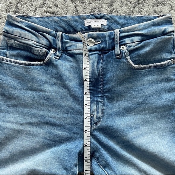 Good American Good Legs Skinny Jeans - Picture 4 of 7